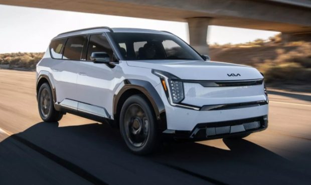 Kia EV9 Nightfall Edition بیش از یک نیمه شب است