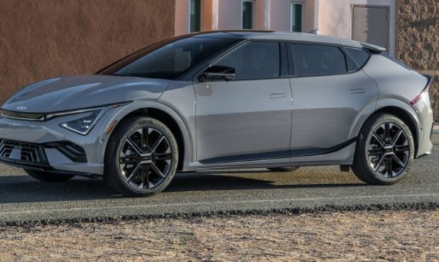 Kia EV6 بازسازی شده دامنه بیشتری ، ظاهر جدید و قیمت بالاتر دارد