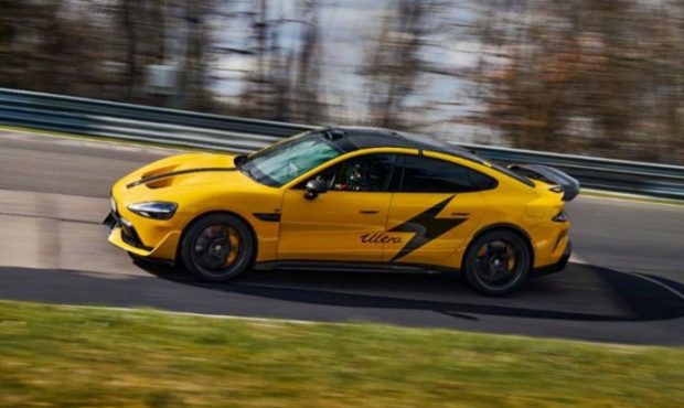 شیائومی توافق نامه مشارکت با Nurburgring را امضا می کند شیائومی توافق نامه مشارکت با Nurburgring را امضا می کند
