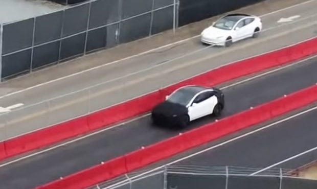 Fremont Flyover سوخت Tesla Talk – آیا این عملکرد جدید مدل y است یا نسخه بودجه؟ Fremont Flyover سوخت Tesla Talk – آیا این عملکرد جدید مدل y است یا نسخه بودجه؟